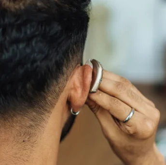 hearing-aid-service-7 hearing-aid-service-7